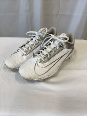 Nike 6Y vapor edge shark 2 football cleats white silver lace up athletic boys